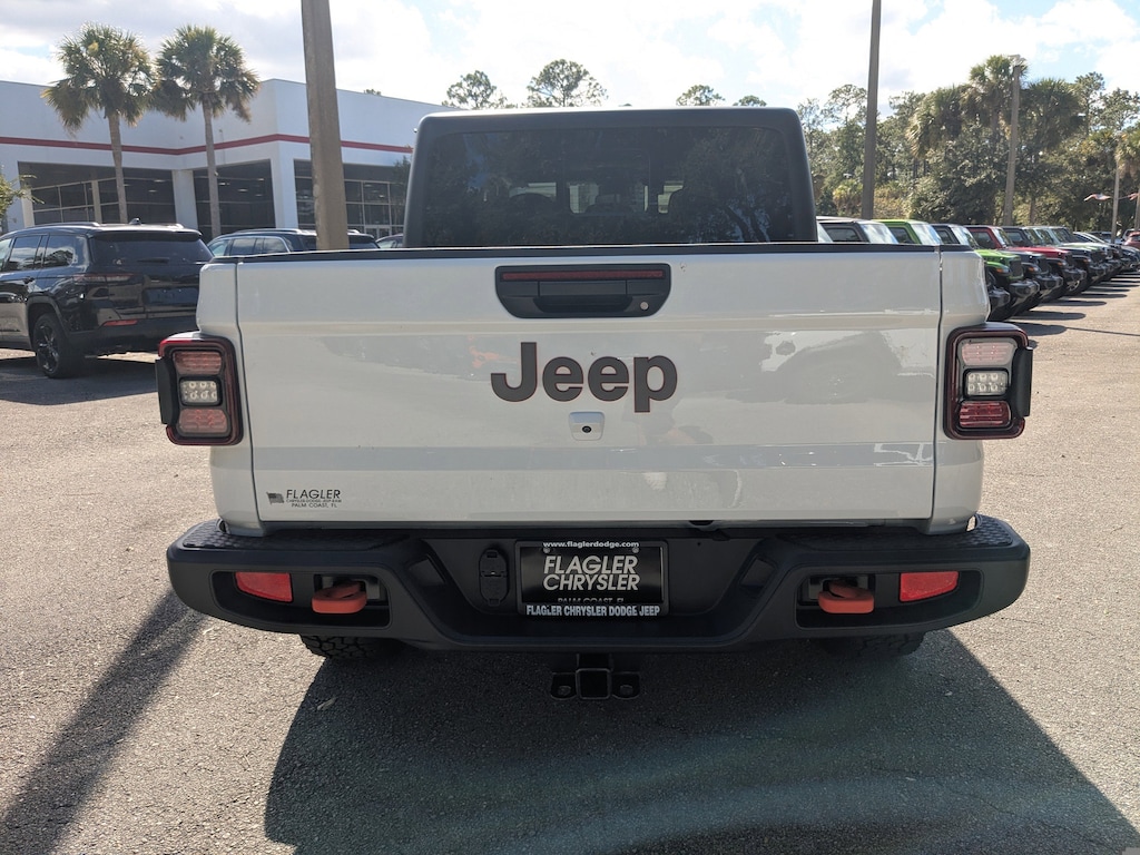 New 2025 Jeep Gladiator MOJAVE 4X4 Pickup