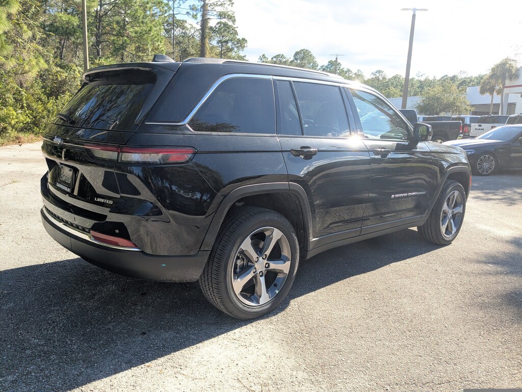 New 2025 Jeep Grand Cherokee LIMITED 4X4 Sport Utility