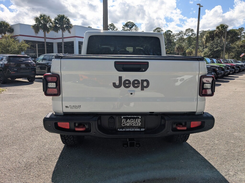 New 2025 Jeep Gladiator RUBICON X 4X4 Pickup