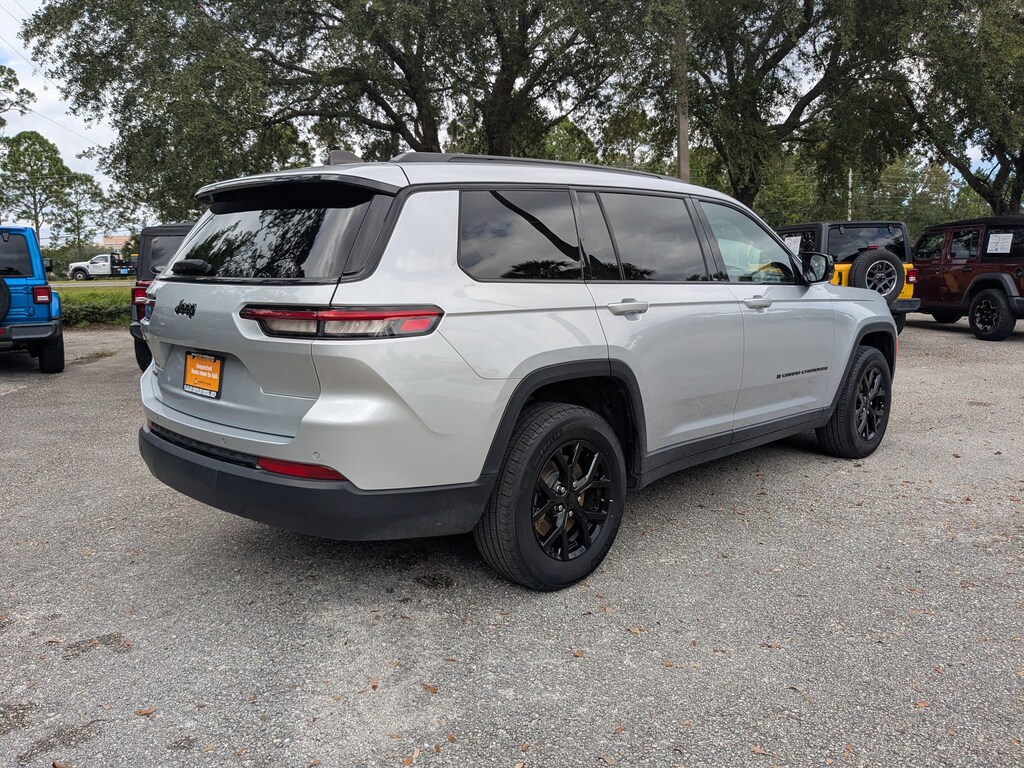 Certified 2024 Jeep Grand Cherokee L Altitude SUV