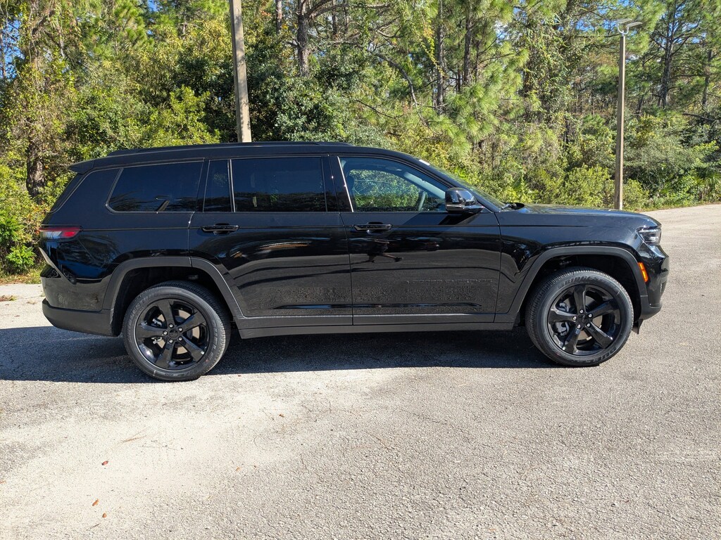 New 2025 Jeep Grand Cherokee L ALTITUDE X 4X4 Sport Utility