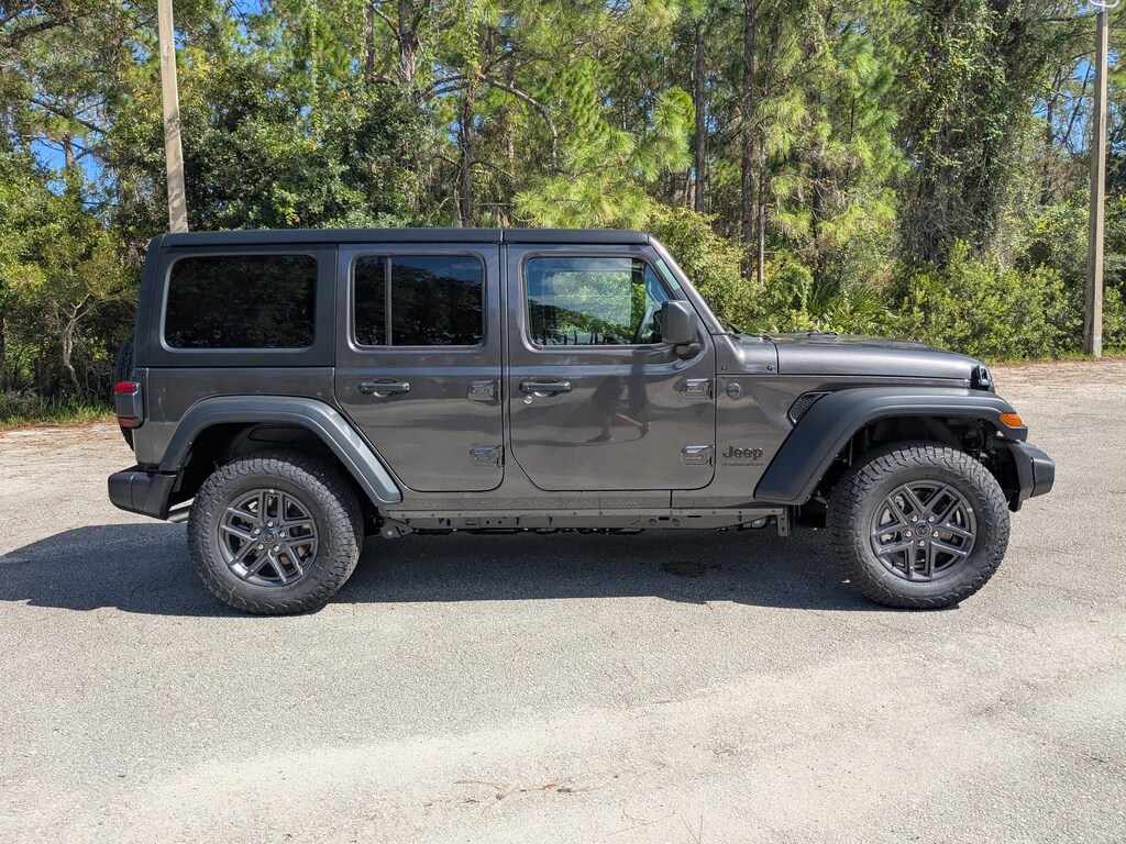 New 2025 Jeep Wrangler 4-DOOR SPORT S Sport Utility