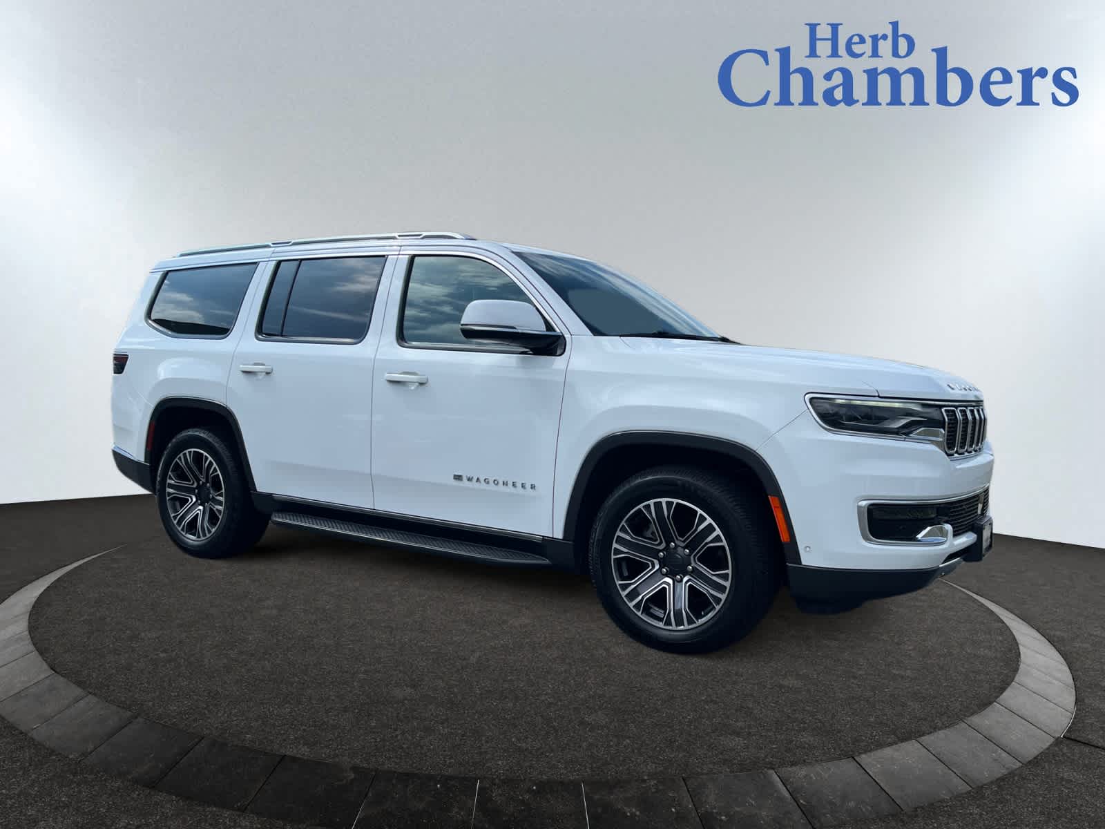 2022 Jeep Wagoneer Series III's photo