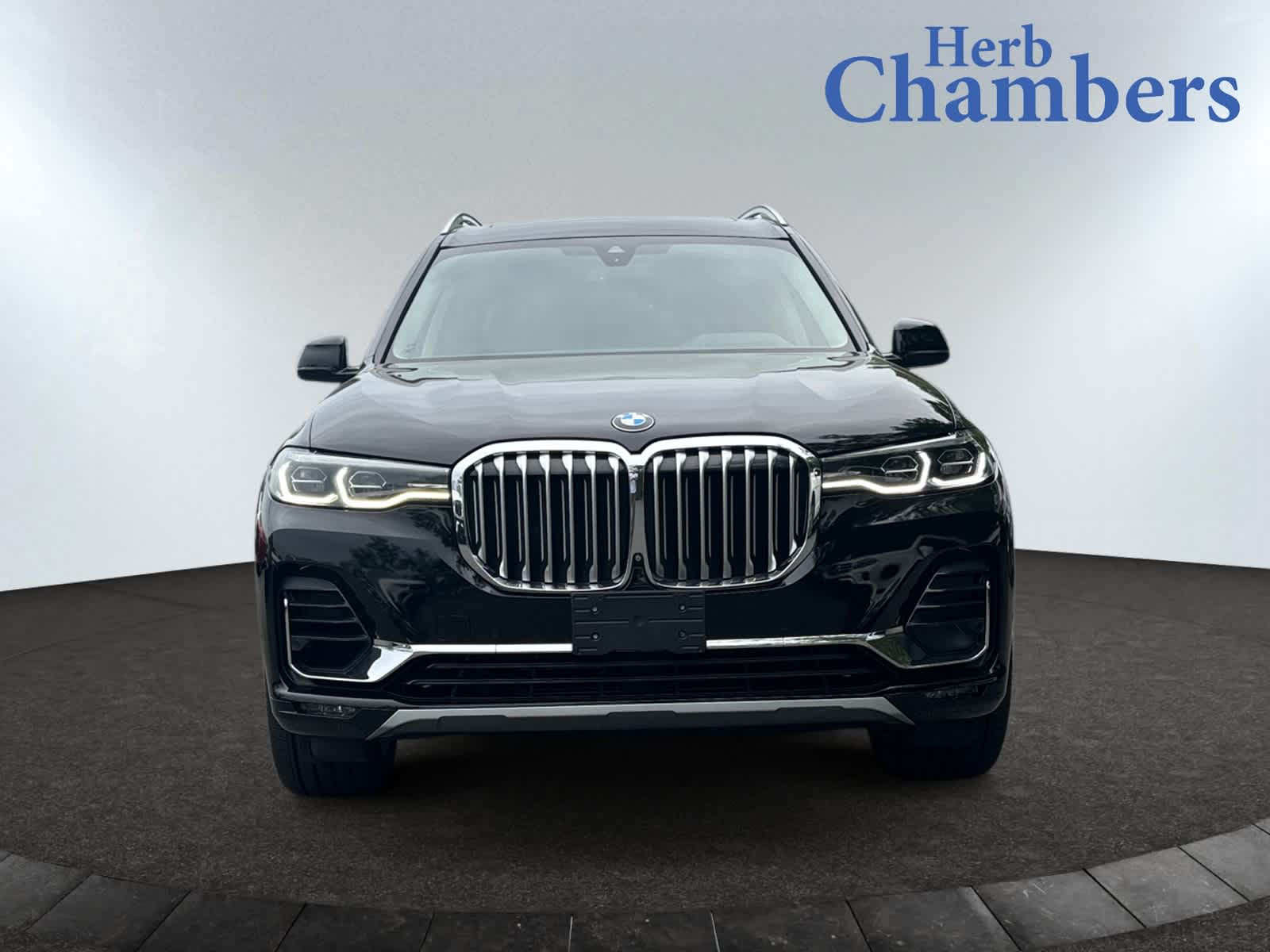 Used 2020 BMW X7 40i with VIN 5UXCW2C07L9B27302 for sale in Peabody, MA