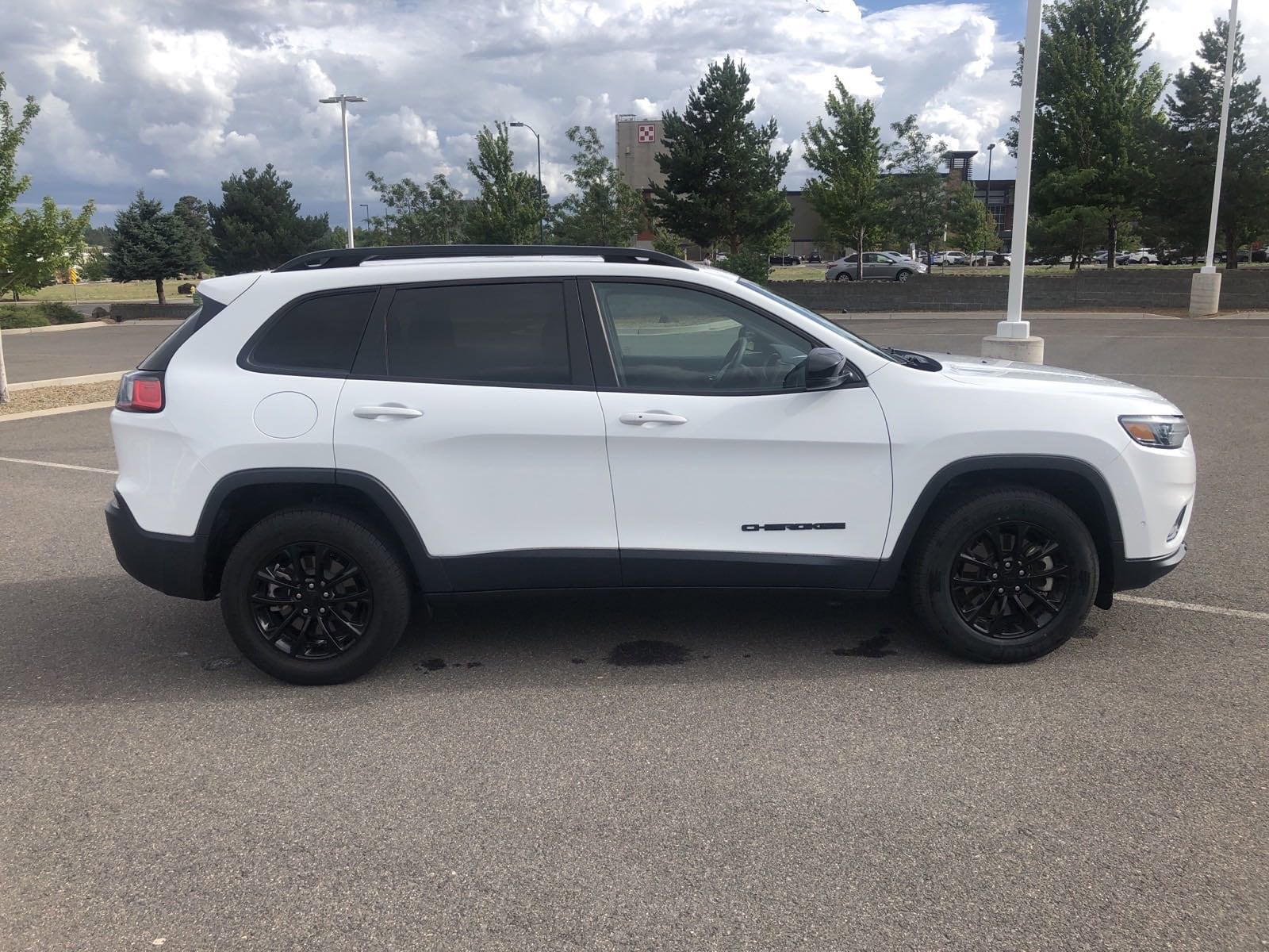 Used 2023 Jeep Cherokee Altitude Lux with VIN 1C4PJMMB2PD111313 for sale in Flagstaff, AZ