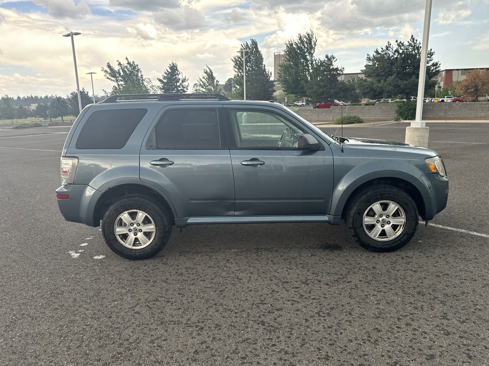 Used 2010 Mercury Mariner Base with VIN 4M2CN8B75AKJ05558 for sale in Flagstaff, AZ