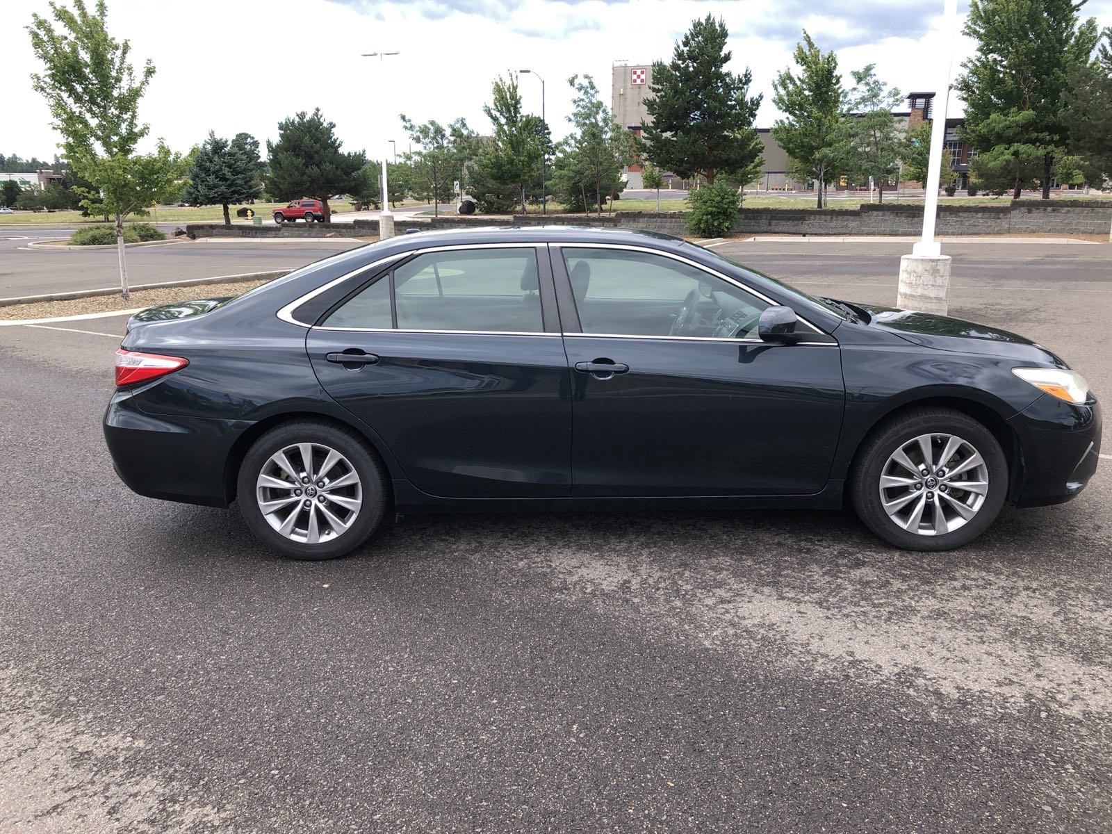 Used 2016 Toyota Camry XLE Hybrid with VIN 4T1BD1FK6GU184189 for sale in Flagstaff, AZ