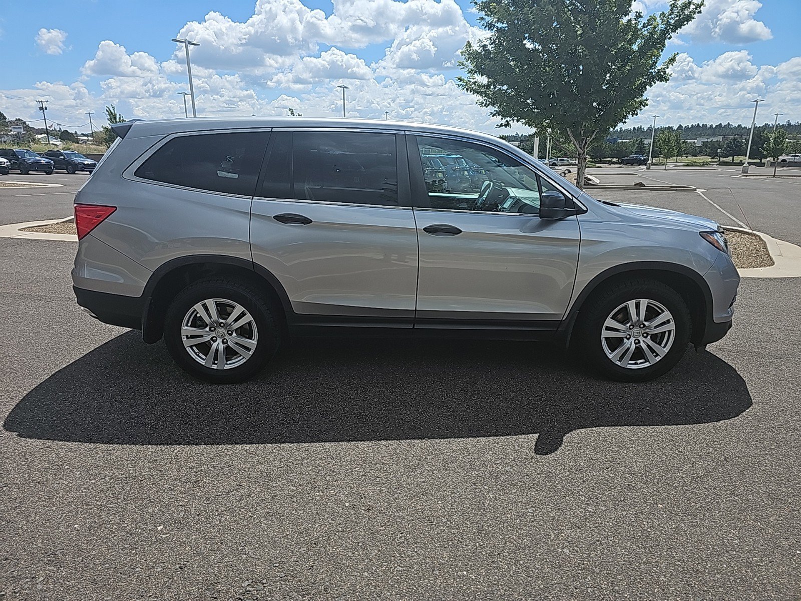 Used 2016 Honda Pilot LX with VIN 5FNYF6H14GB093361 for sale in Flagstaff, AZ