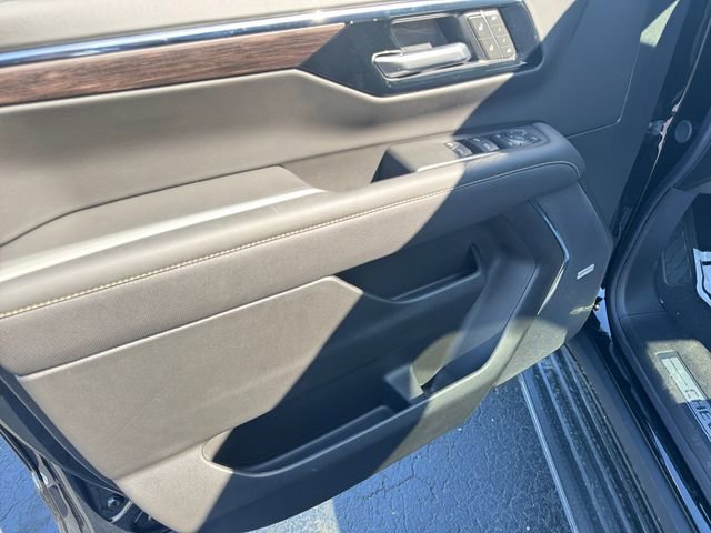 2026 Chevrolet Tahoe Premier - Photo 12