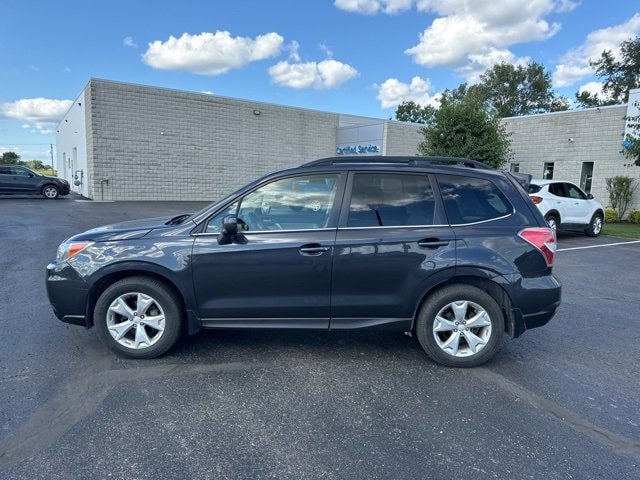 Used 2015 Subaru Forester i Limited with VIN JF2SJARC6FH820135 for sale in Bad Axe, MI