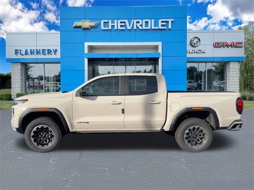 New 2026 GMC Canyon AT4 Truck