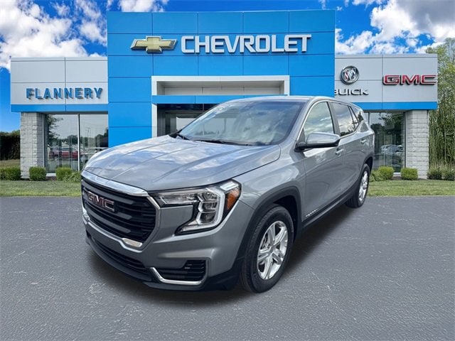 2024 GMC Terrain SLE's photo