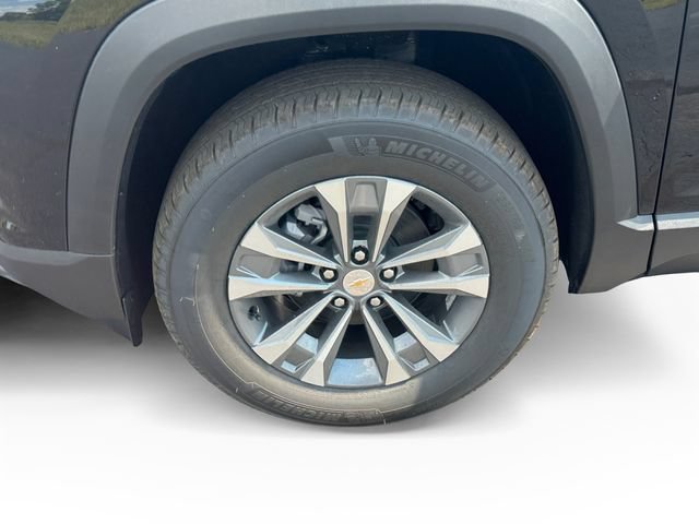 2027 Chevrolet Equinox LT - Photo 10