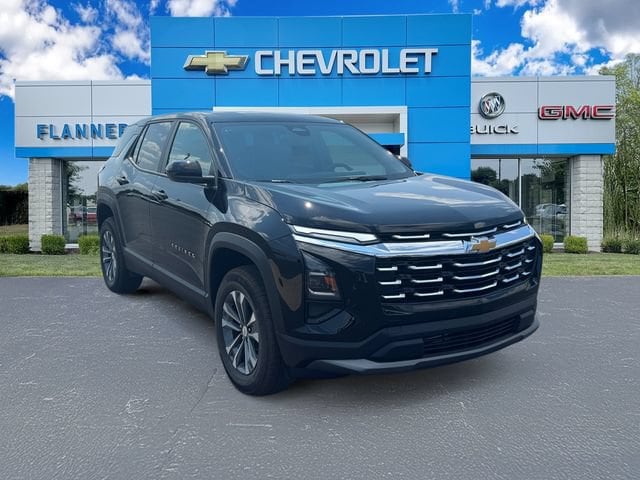 2027 Chevrolet Equinox LT - Photo 8