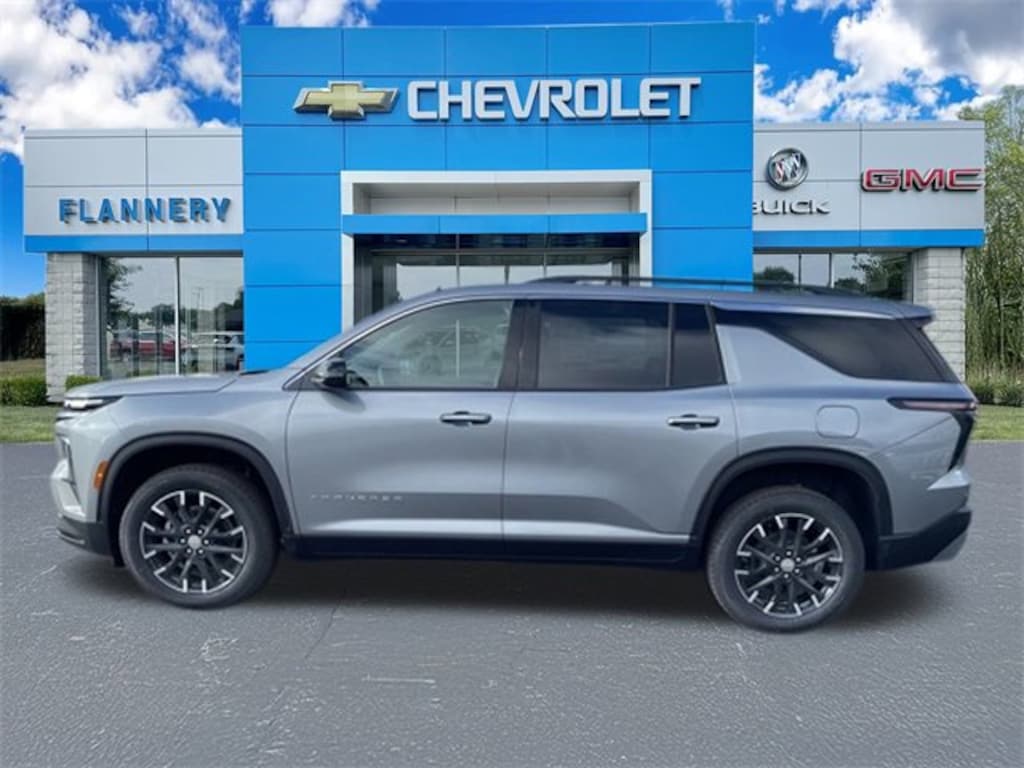 New 2026 Chevrolet Traverse LT SUV