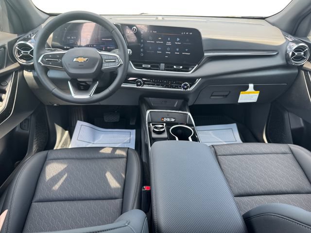 2027 Chevrolet Equinox LT - Photo 13