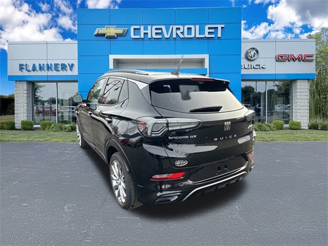 2024 Buick Encore GX Avenir photo 3