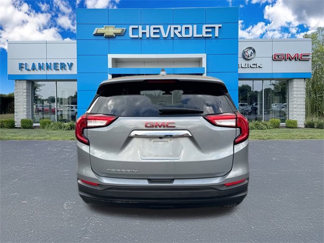 2024 Gmc Terrain SLE photo 2