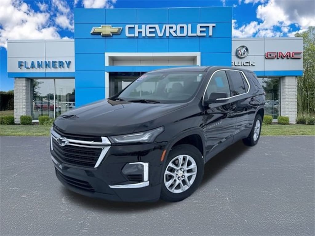 Used 2023 Chevrolet Traverse LS SUV