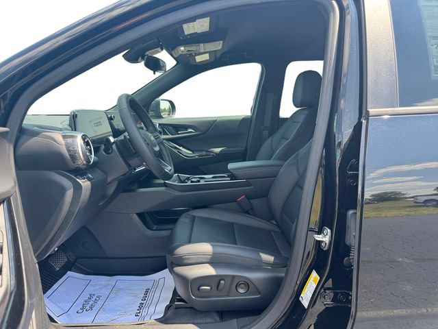2027 Chevrolet Equinox LT - Photo 11