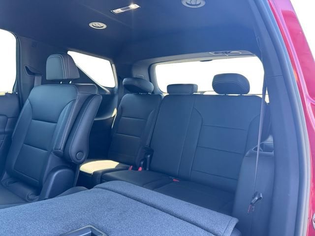 2026 Chevrolet Traverse LT - Photo 17