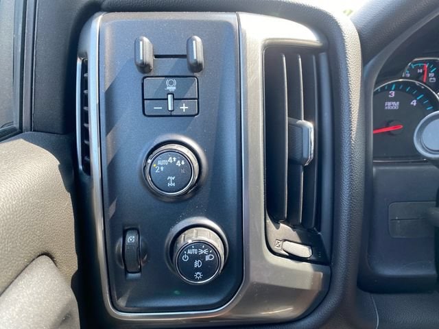 2019 Chevrolet Silverado 1500 LD LT - Photo 22