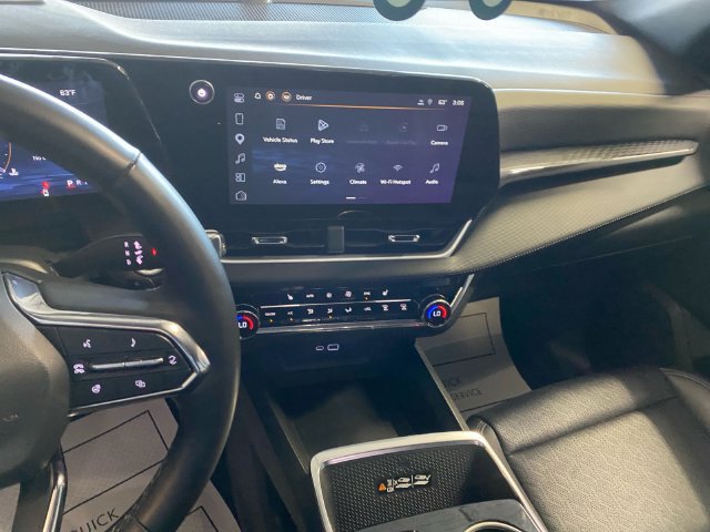 2025 Chevrolet Equinox LT - Photo 16