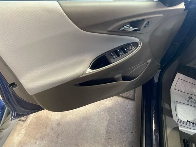 2025 Chevrolet Malibu 1LT - Photo 11