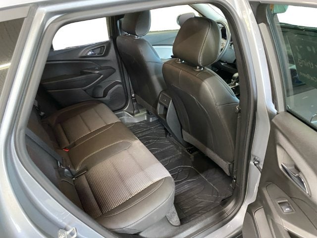 2024 Chevrolet Trax LT - Photo 19