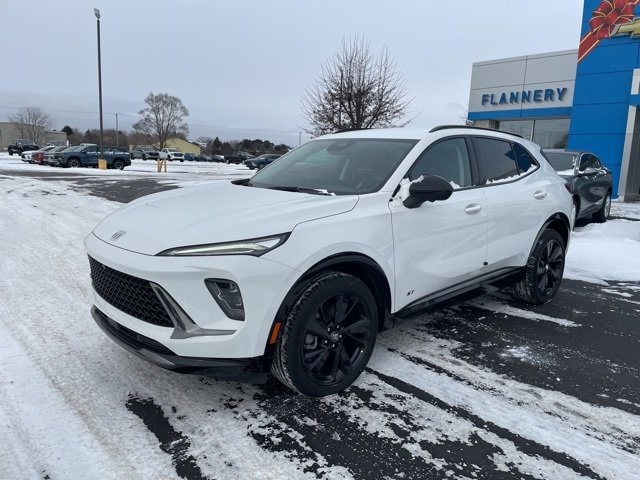 2026 Buick Envision Sport Touring's photo