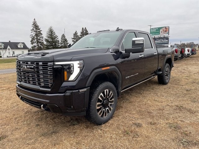 2026 GMC Sierra Denali's photo