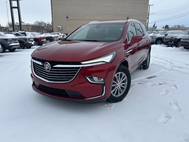 2023 Buick Enclave Essence's photo