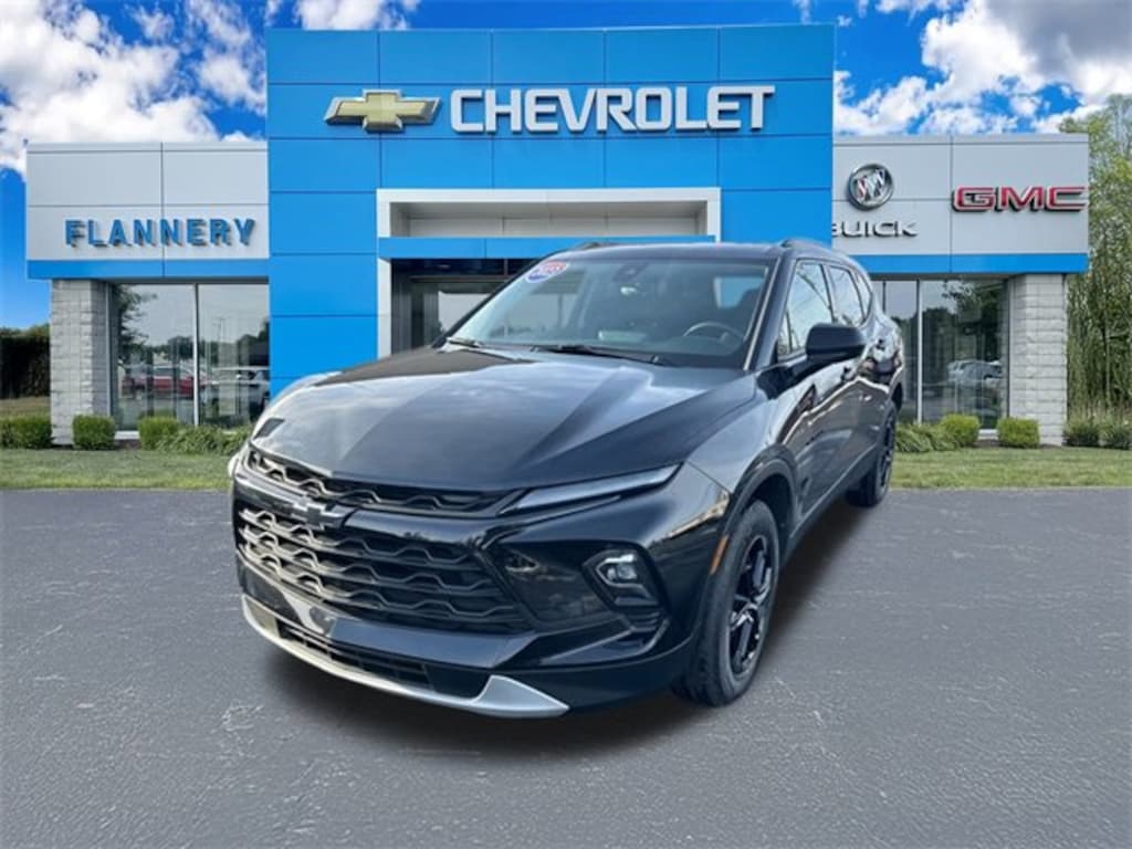 Used 2023 Chevrolet Blazer 2LT SUV