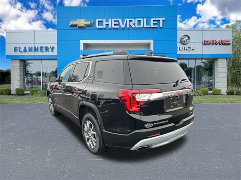 Used 2023 GMC Acadia SLT SUV