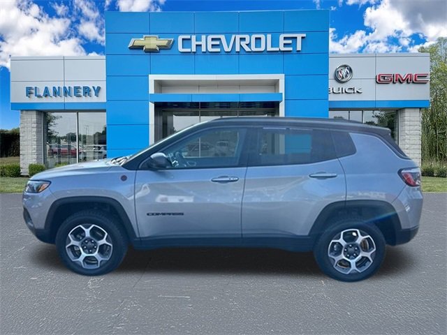 2022 Jeep Compass Trailhawk photo 3