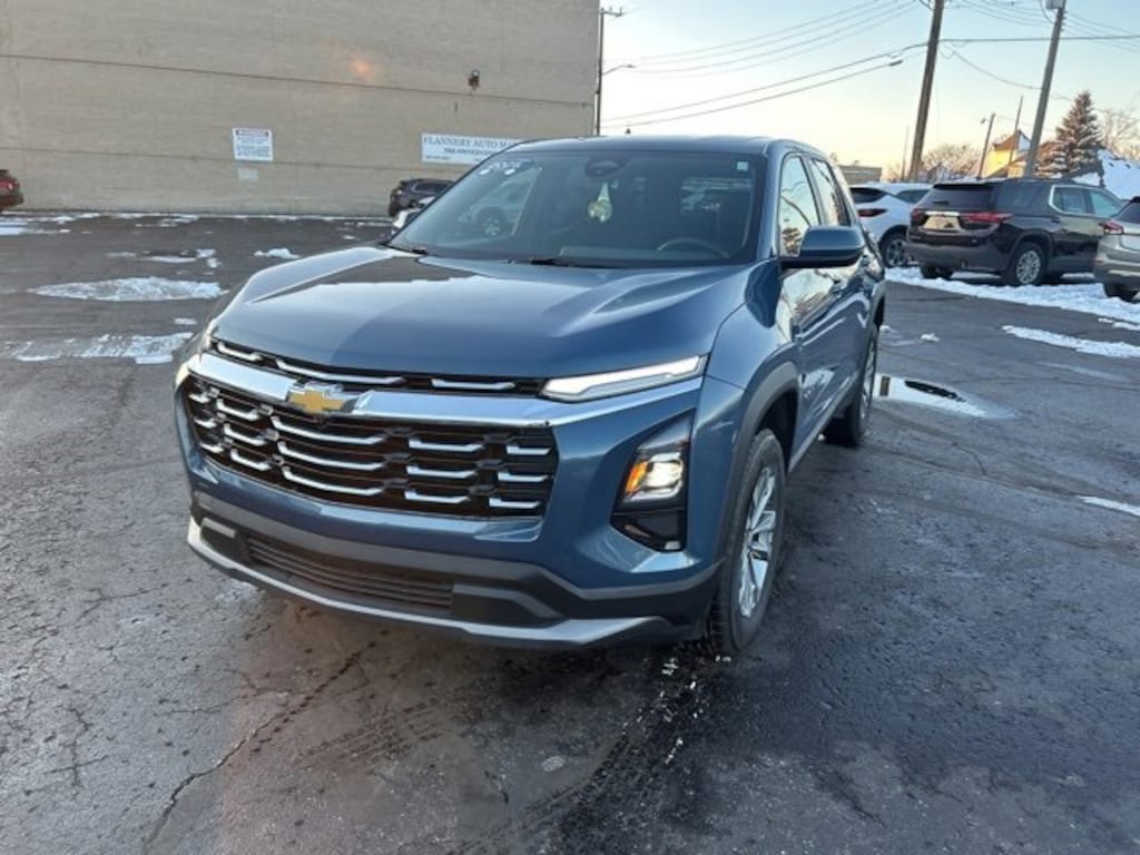 Used 2025 Chevrolet Equinox LT SUV