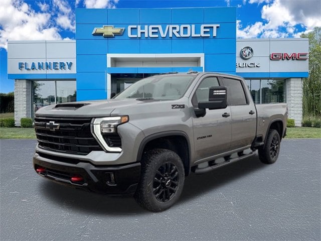 2026 Chevrolet Silverado HD LTZ's photo