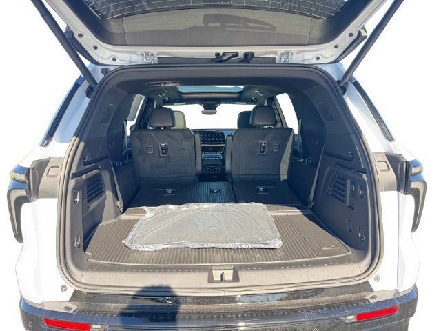 2027 Chevrolet Traverse RS - Photo 20