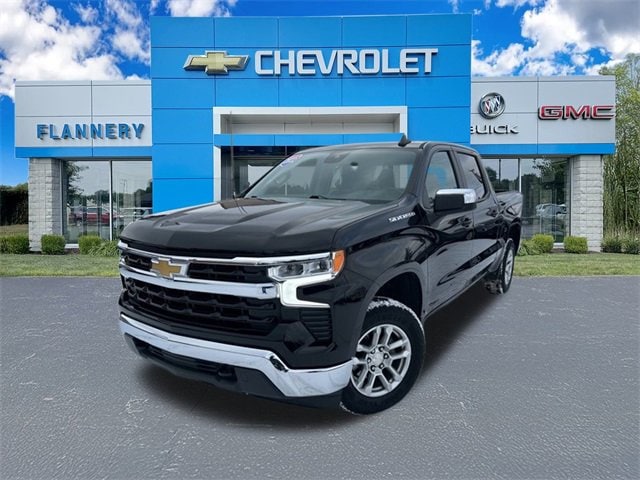 2022 Chevrolet Silverado 1500 LT's photo