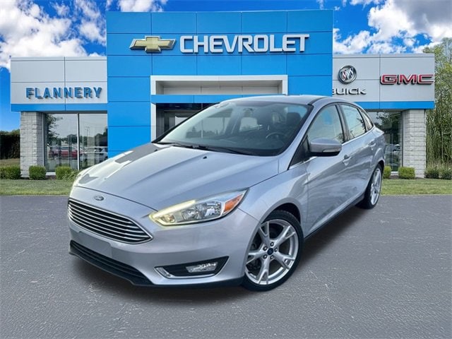 2015 Ford Focus Titanium's photo