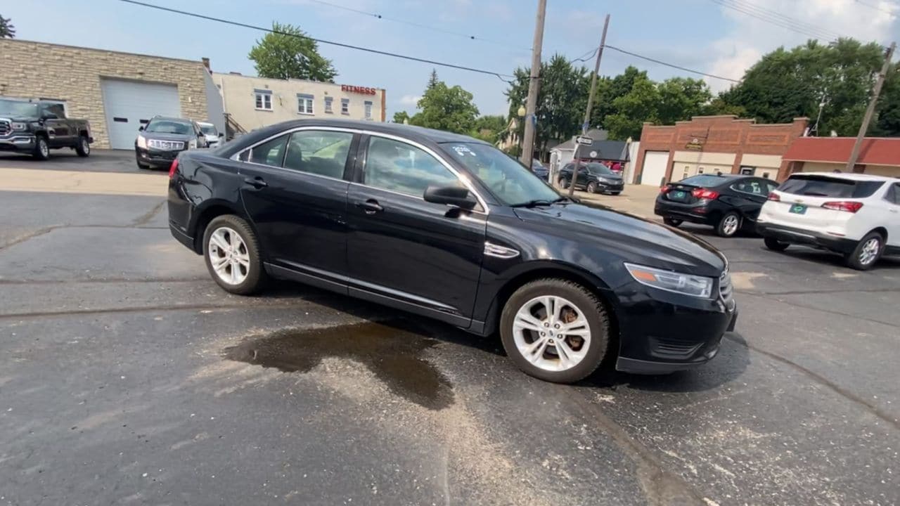 Used 2019 Ford Taurus SE with VIN 1FAHP2D89KG102455 for sale in Bad Axe, MI