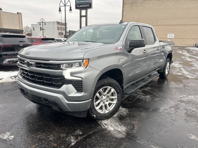 2023 Chevrolet Silverado Base's photo