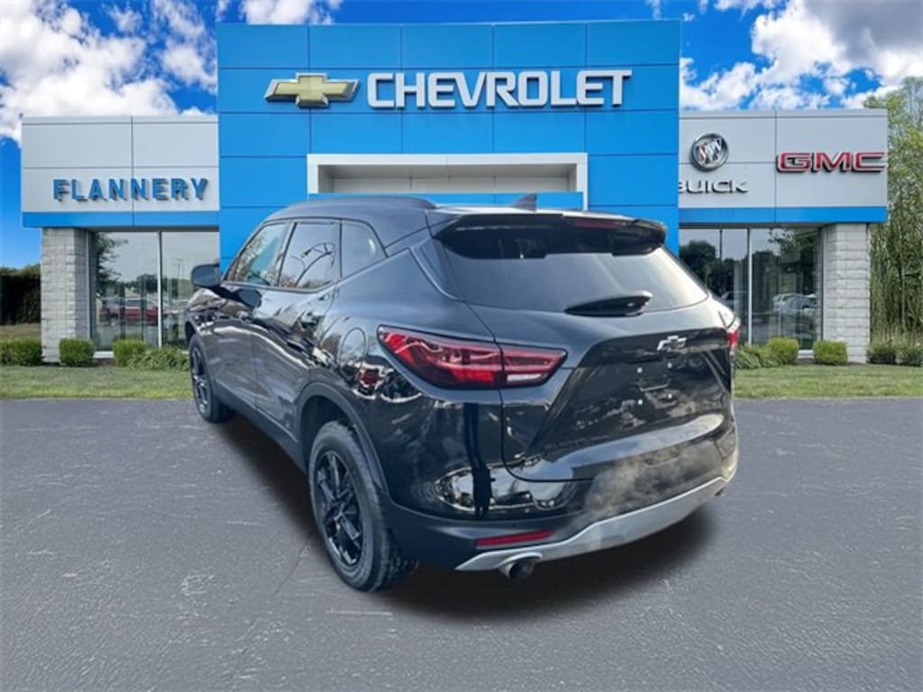 Used 2023 Chevrolet Blazer 2LT SUV