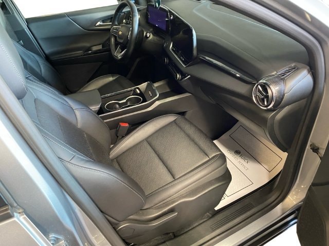 2025 Chevrolet Equinox LT - Photo 18