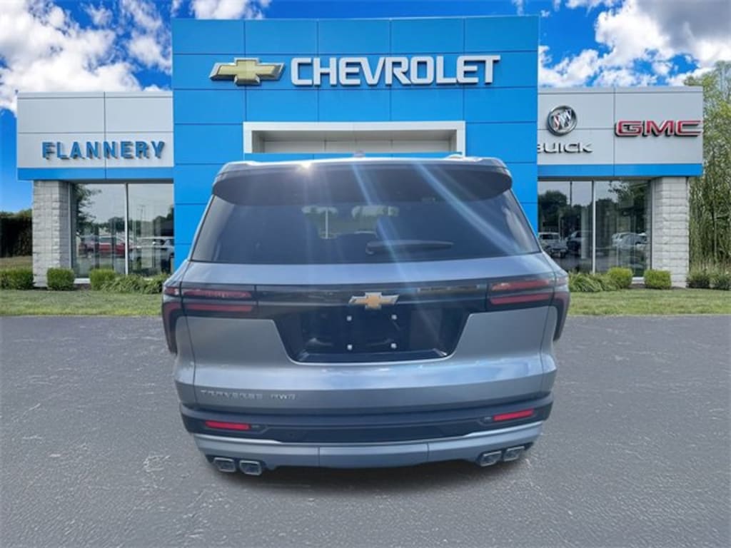 New 2026 Chevrolet Traverse LT SUV