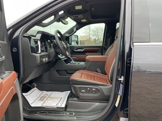 2026 GMC Sierra 3500HD Denali Ultimate - Photo 11