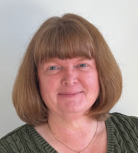 Staff member Vicki Lejeune from ID_669103