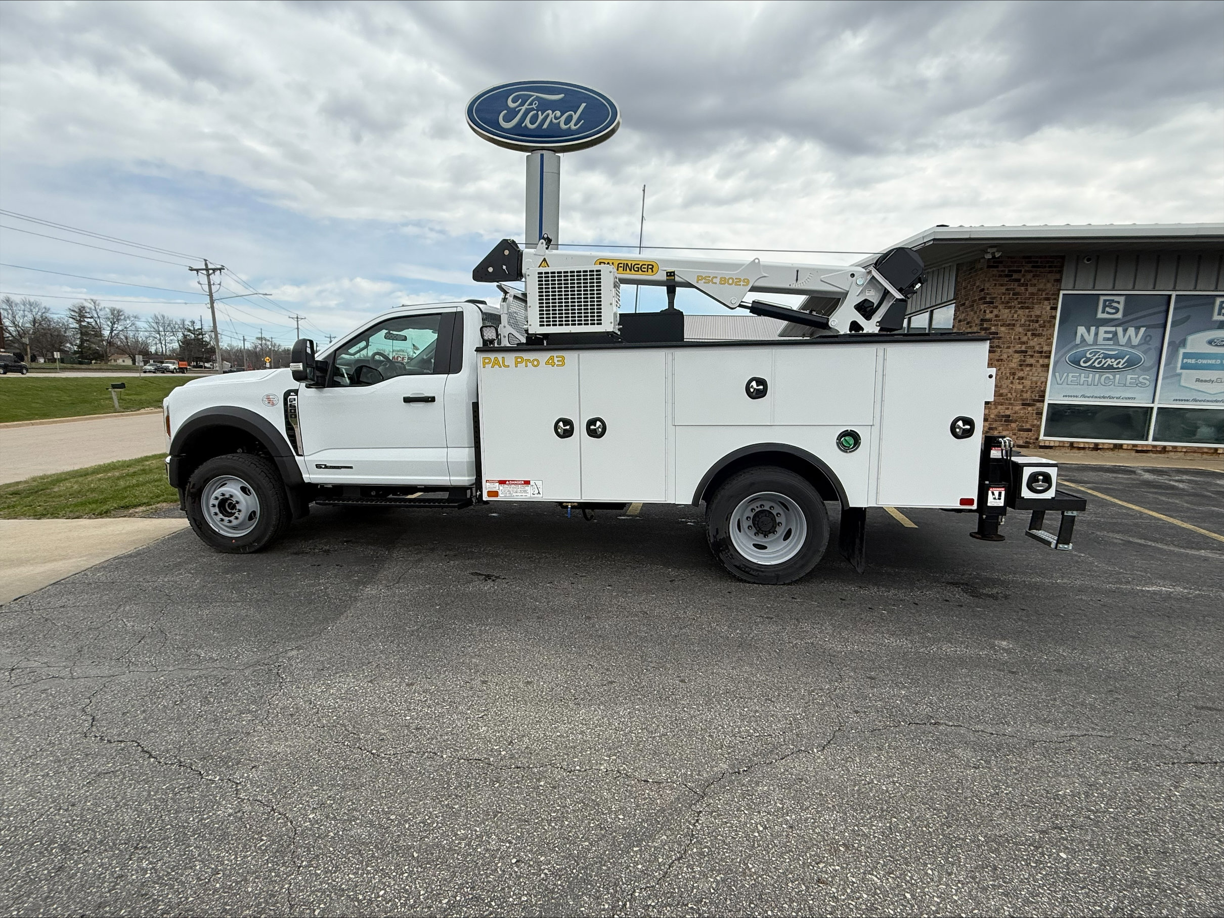 2026 Ford F-600 XL 4x4 Regular Cab 169-In DRW's photo