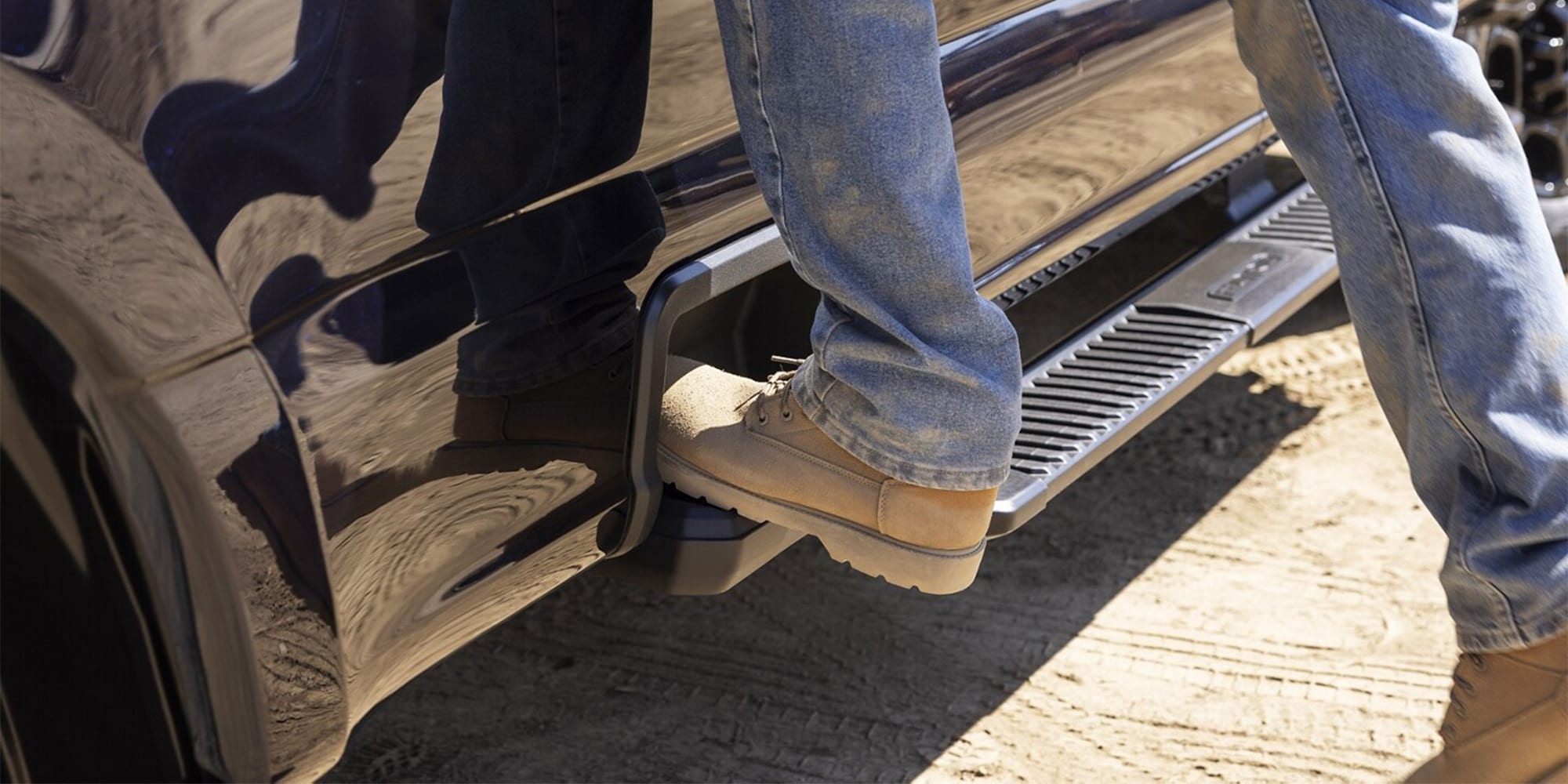 2023_Ford_Super_Duty_F-250_XL_STX_Appearance_Package_09.jpg