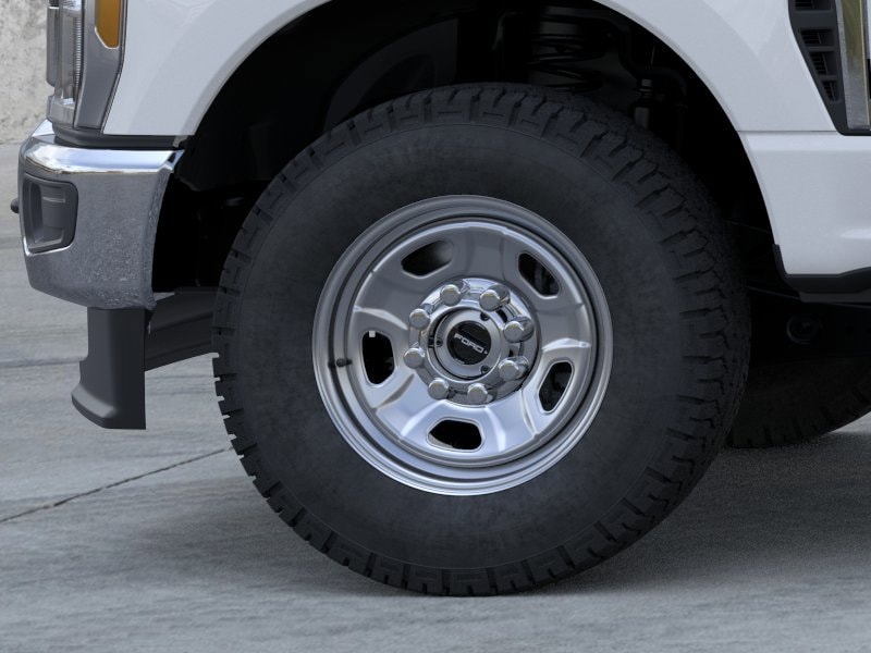 2025 Ford F-350 Super Duty Chassis Cab XL - Photo 19